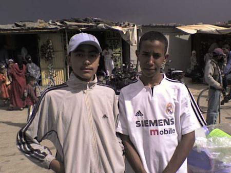 ana wa3az asdi9aai